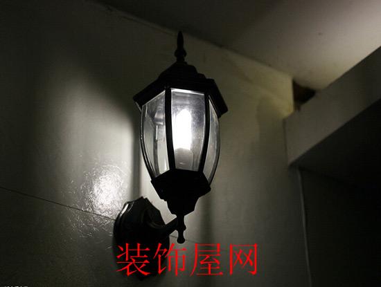 室外壁灯安装高度 室外壁灯安装高度